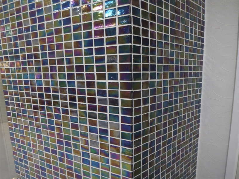 ピカピカ大理石調フロアー